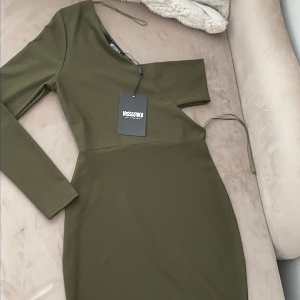 Missguided NWT dress size 4
